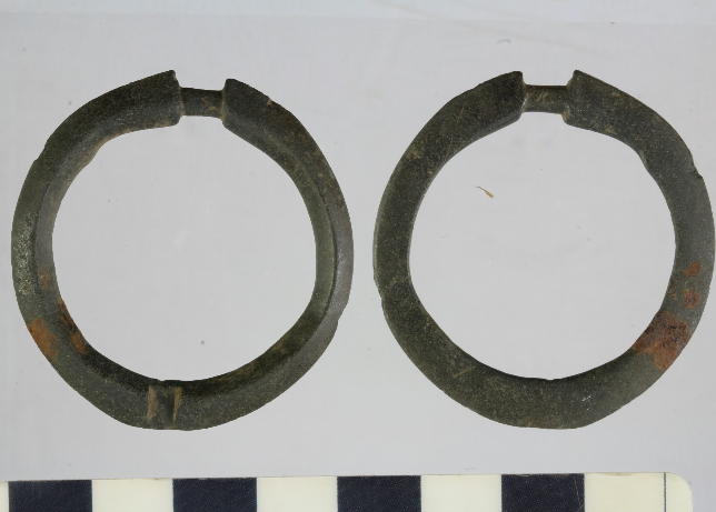 annularbrooch